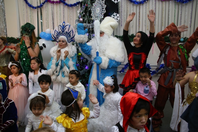 Новогодний праздник для детей в РЦСАД